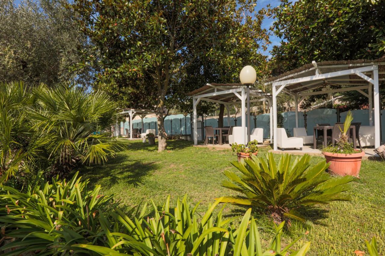 Relais Il Frantoio Aparthotel Massa Lubrense Exterior photo